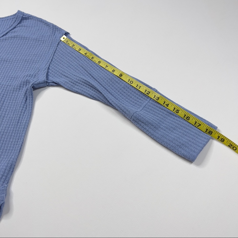 Vintage America Blue Thermal Long Sleeve Waffle Knit Top Pullover Medium - Picture 11 of 12